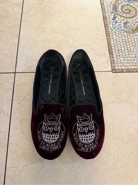 Marc by Marc Jacobs Burgundy Velvet Owl Slip-On Flats